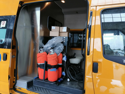 煉油廠搶險(xiǎn)救援車 工業(yè)安全的守護(hù)者與救援服務(wù)的專業(yè)力量